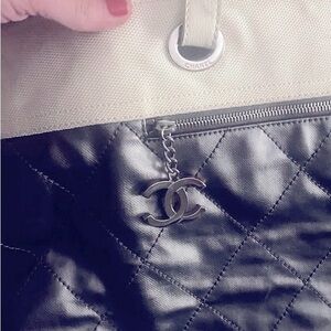 Authentic Vintage Chanel Grey and Cream Tote Bag 25 deep